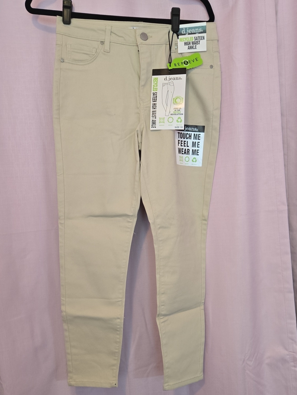 NWT d. jeans High-Rise Ankle Jeans in Creamy Beige